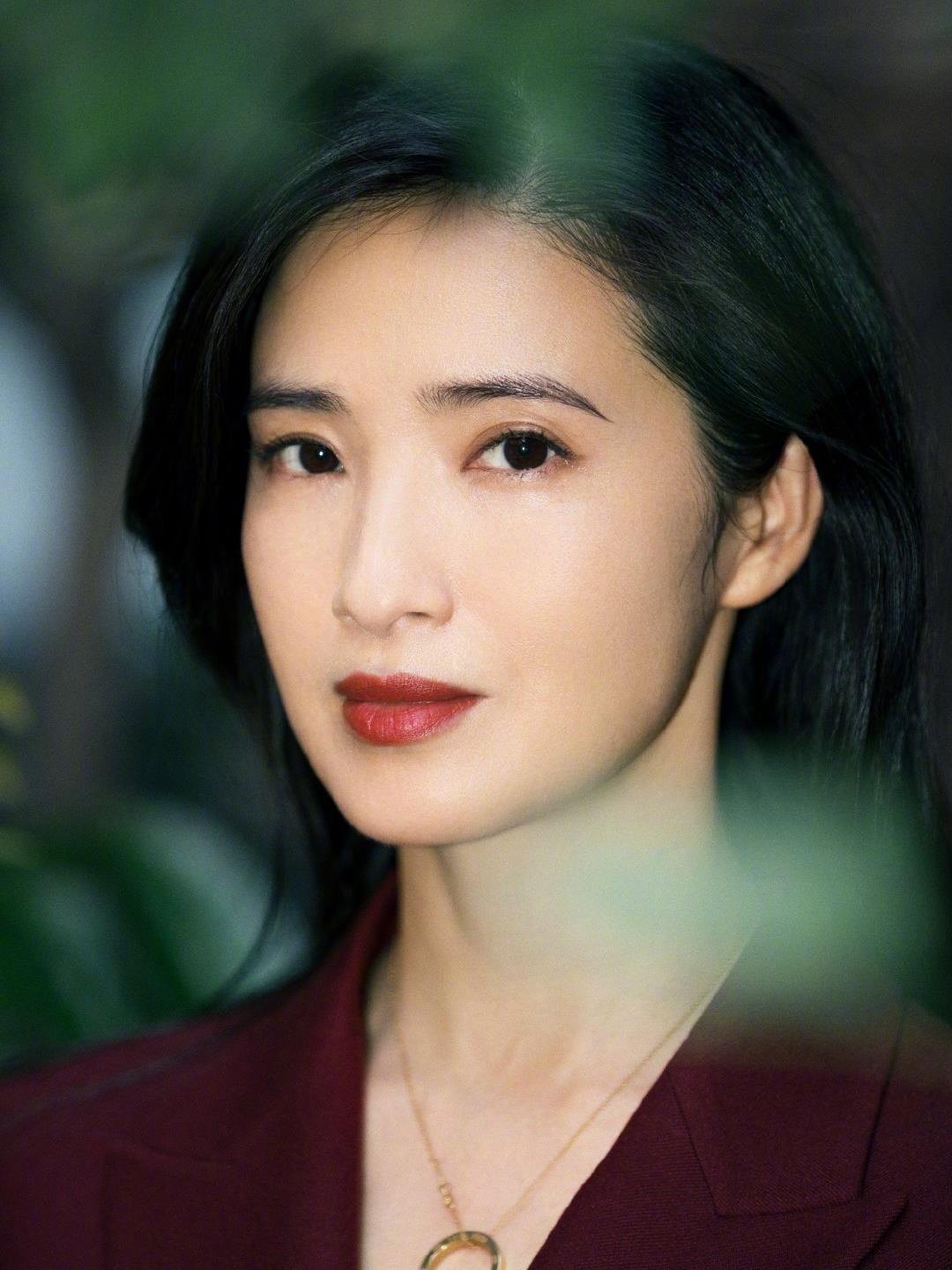 Beibi Gong portrait